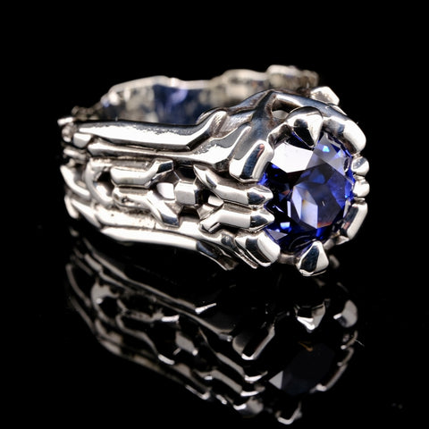 Zevria - Sapphire & silver ring