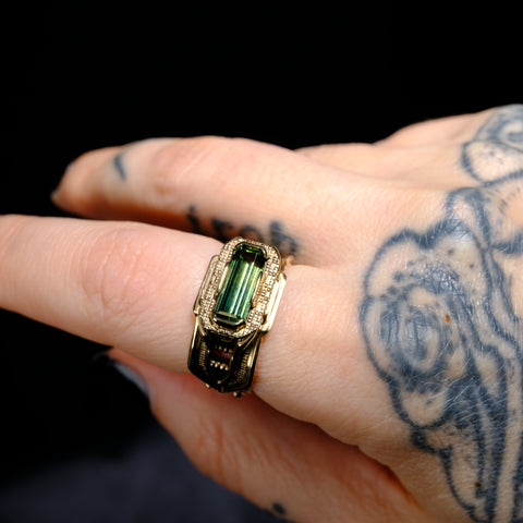 'Nova' - sapphire & gold ring