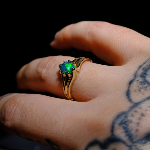 'Ilarium' - opal & gold ring
