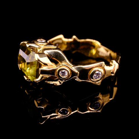'Glynth' - sapphire & gold ring