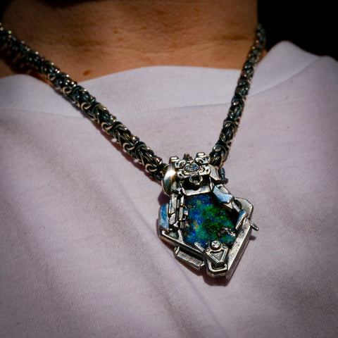 CYBER PENDANT 0011