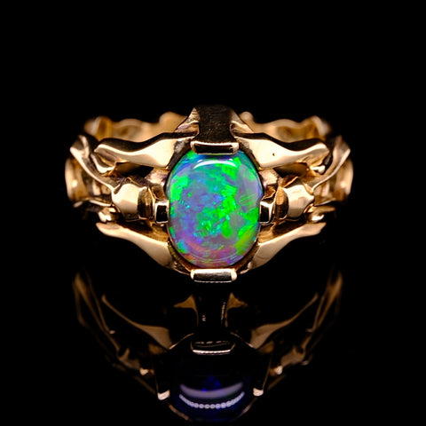 'Neotecra' - opal & gold ring