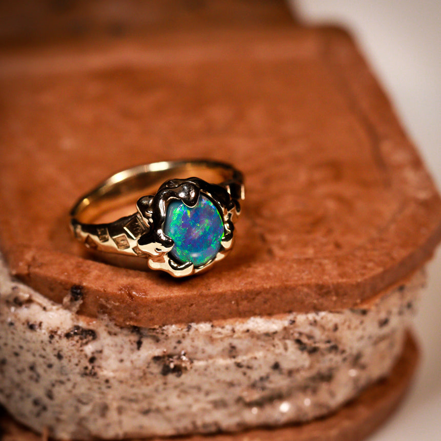 Icecream 🍦black opal ring