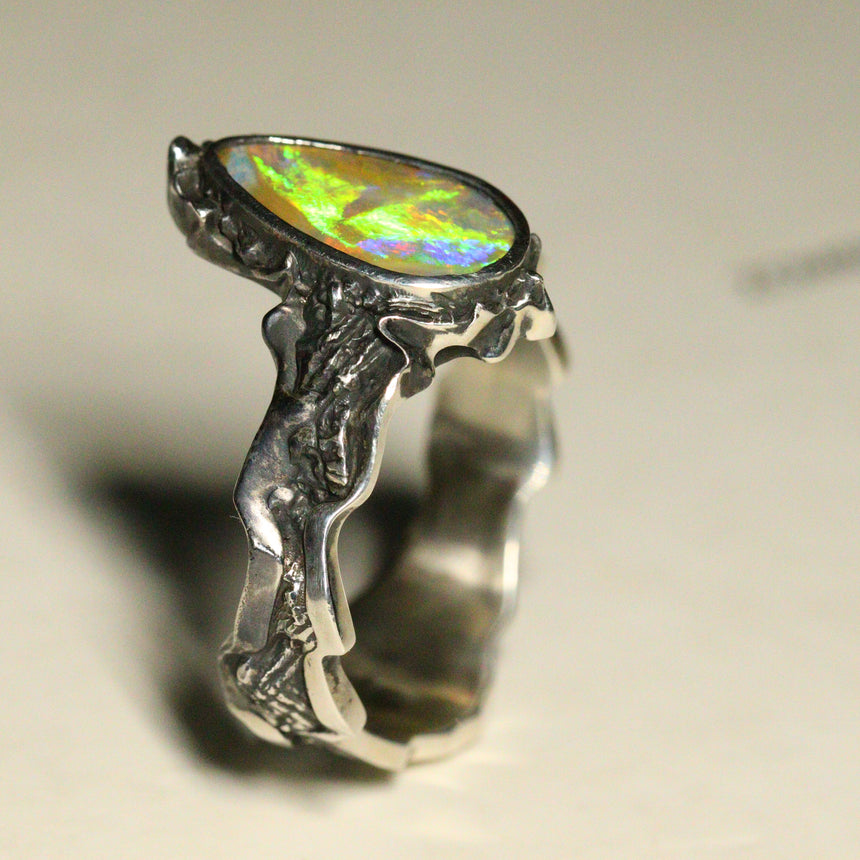 ‘Quake’ opal ring